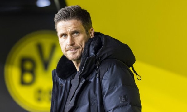 Kyle: Dortmund quá thụ động trong nửa đầu, nhưng anh ấy đã vượt quá mục tiêu của mình bằng cách tiến